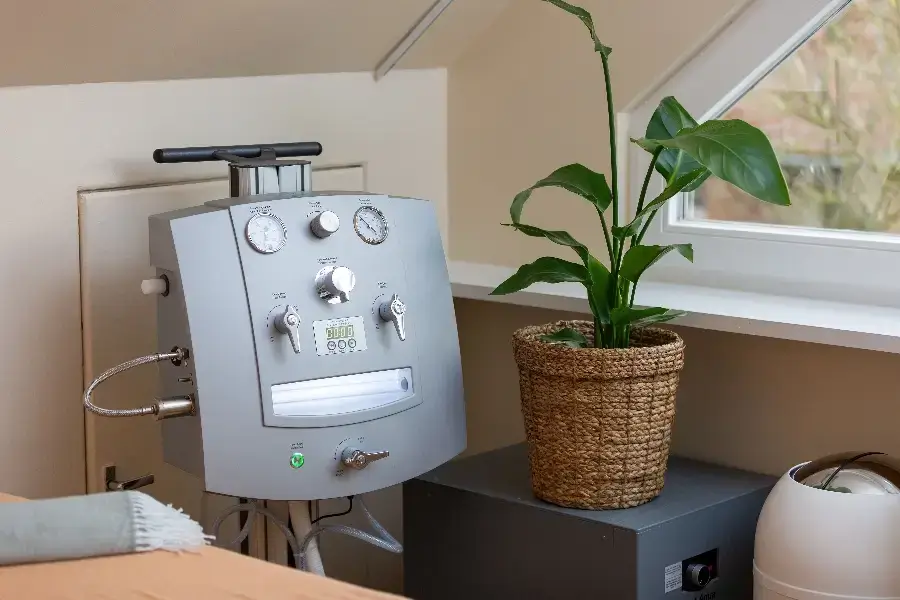 STEFFI BRISCH - Praxis Colon Hydro Therapie